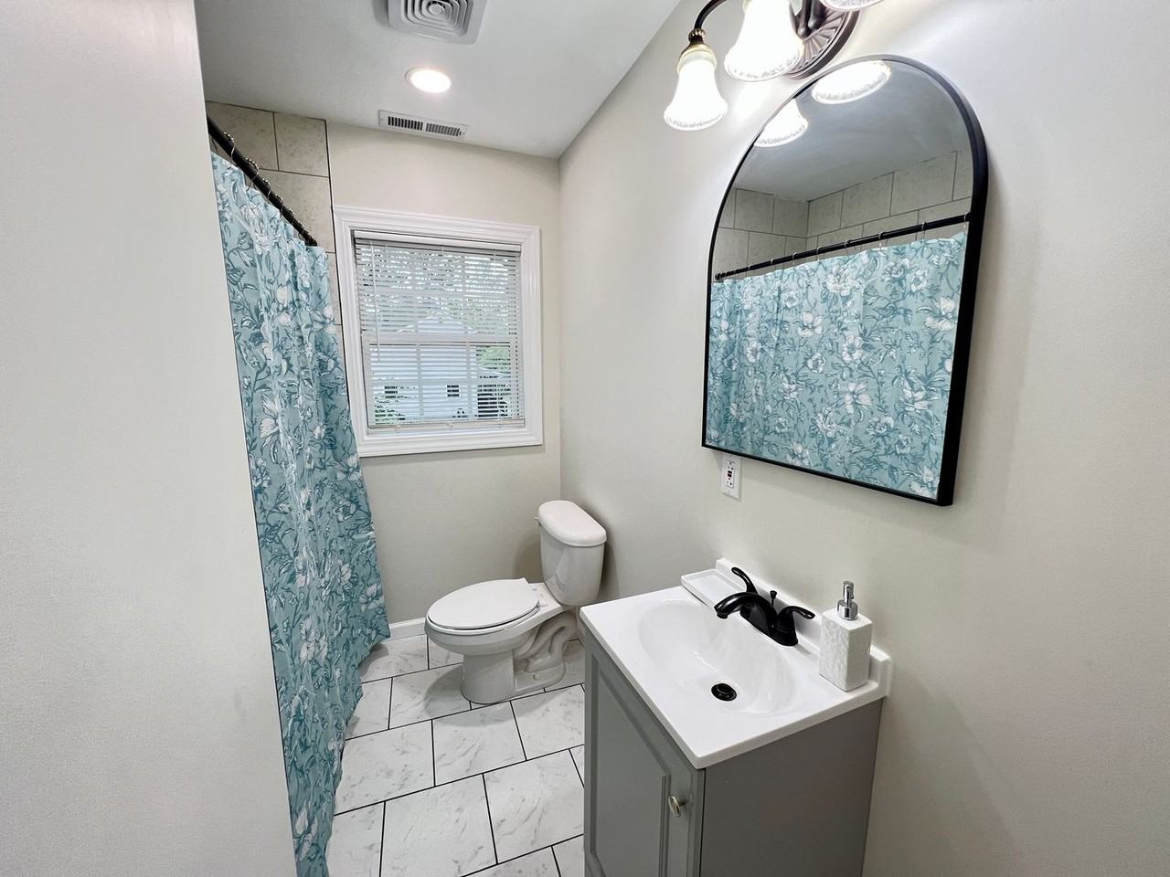 308 N Washington St - Photo 7 of 14