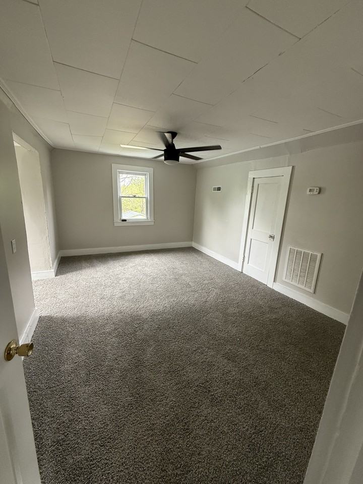 479 Indian Grove Church Rd #1 - Photo 3 of 7