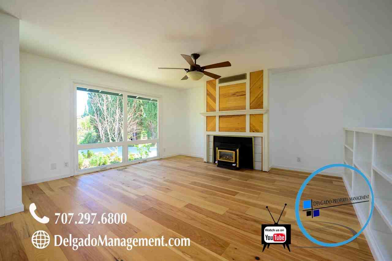 133 Braemer Ct - Photo 3 of 47