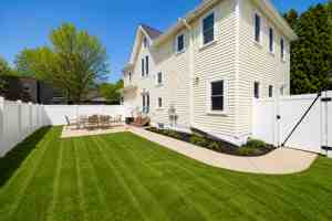 featured image of 1414 Xerxes Ave N #1