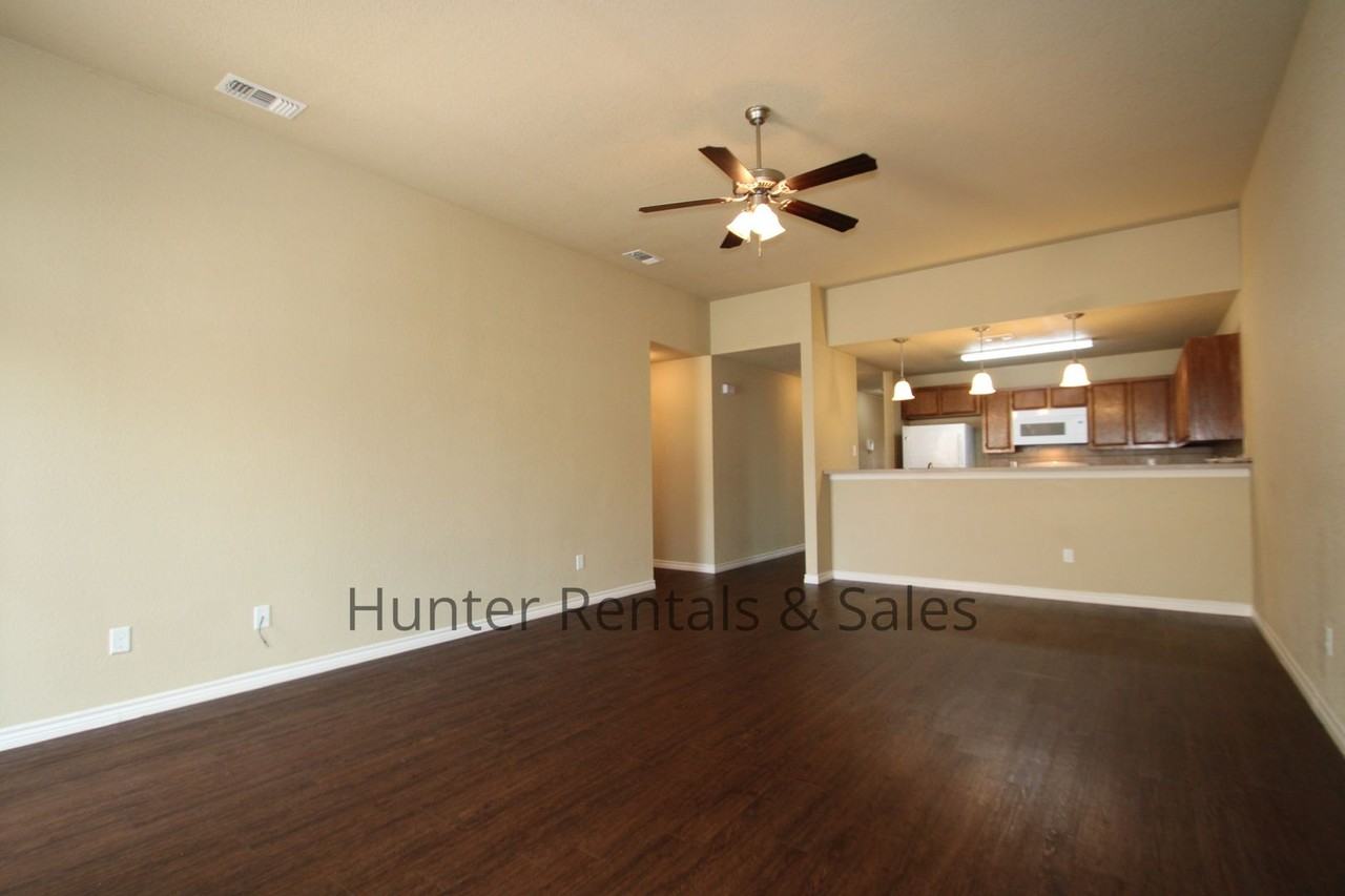 203 Study Hall Loop Apt A - Photo 4 of 24