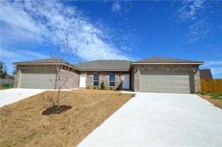 311 Copper Oaks Dr - Photo 1 of 1