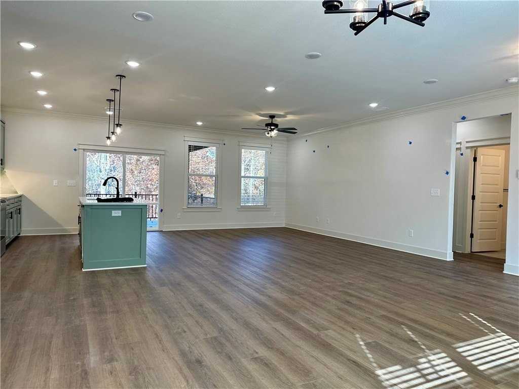 47 Glasgow Dr - Photo 7 of 25