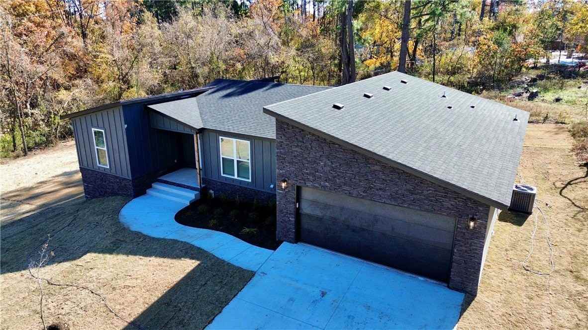 7 Dundonald Ln - Photo 2 of 15