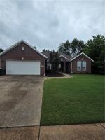 featured image of 3219 W Thornbrook St
