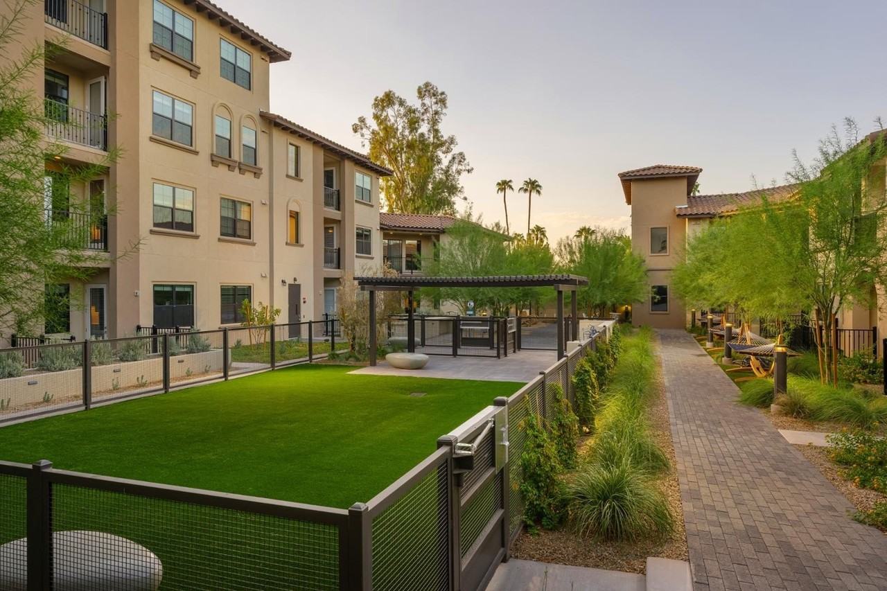 13220 N Scottsdale Rd #B2 - Photo 5 of 42