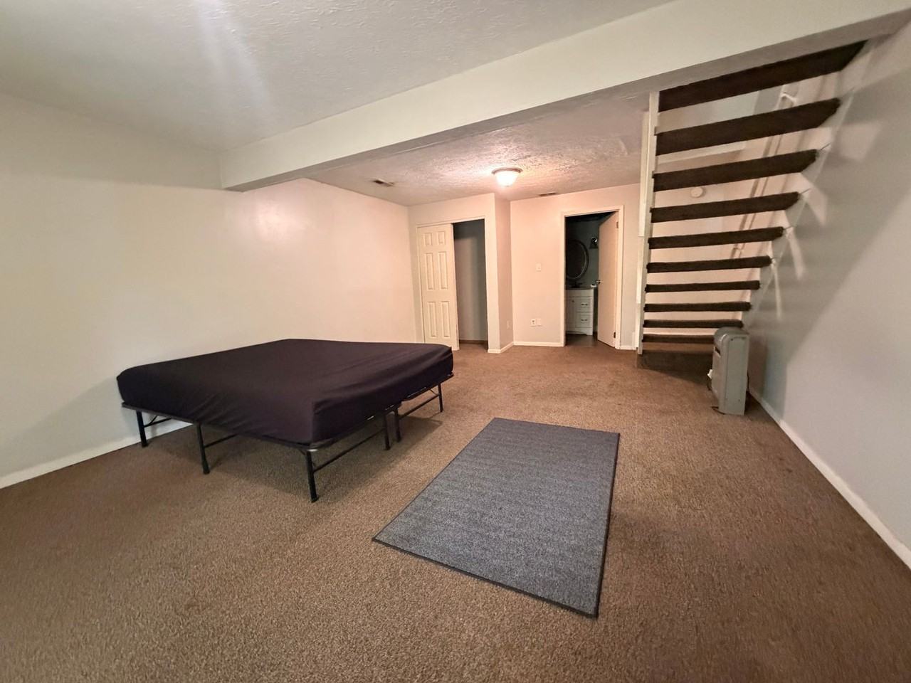 576 E Graham Pl - Photo 6 of 15