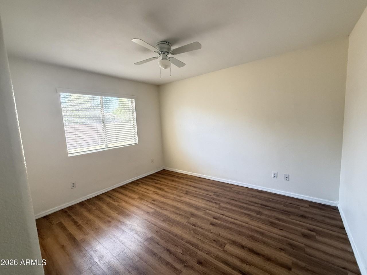 844 N Granite St - Photo 7 of 20