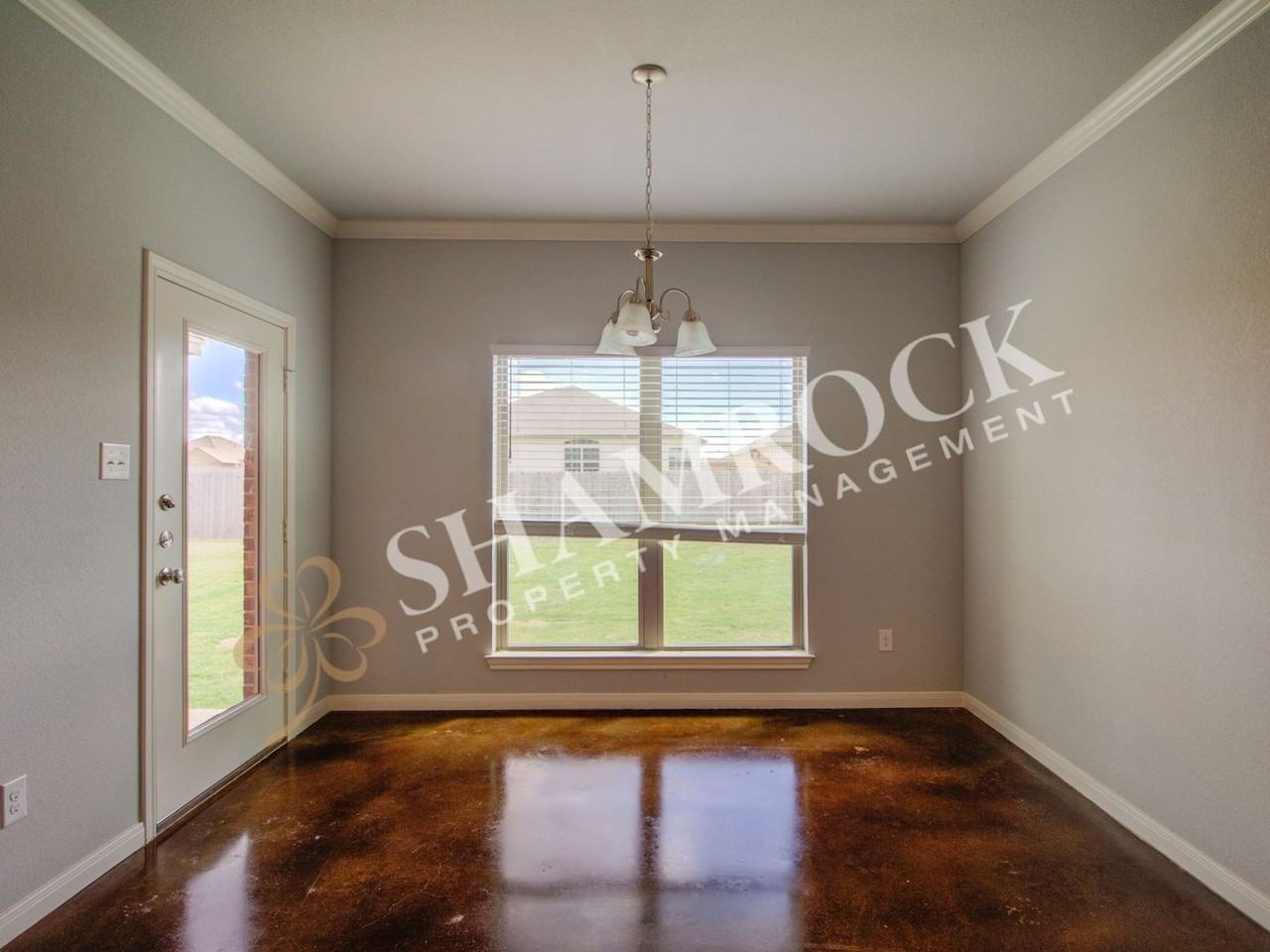 5517 Copper Mtn - Photo 4 of 16