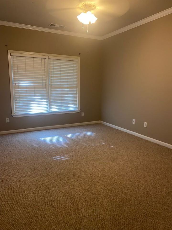 2526 Acton Park Ln - Photo 6 of 11