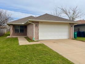 609 Nw 110th St - Photo 1 of 1