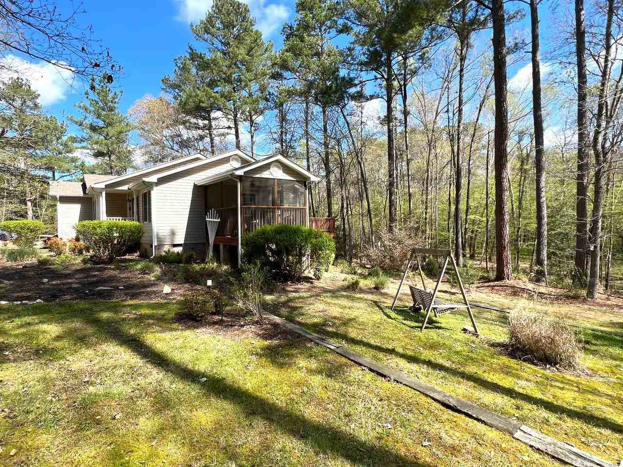 818 Country Club Dr - Photo 3 of 20