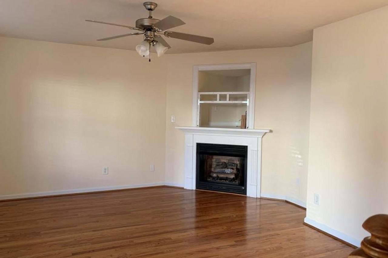 702 Wyndhurst Dr - Photo 2 of 7