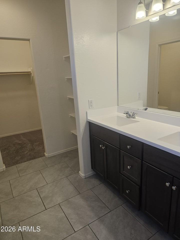1650 E Jardin Pl - Photo 7 of 11