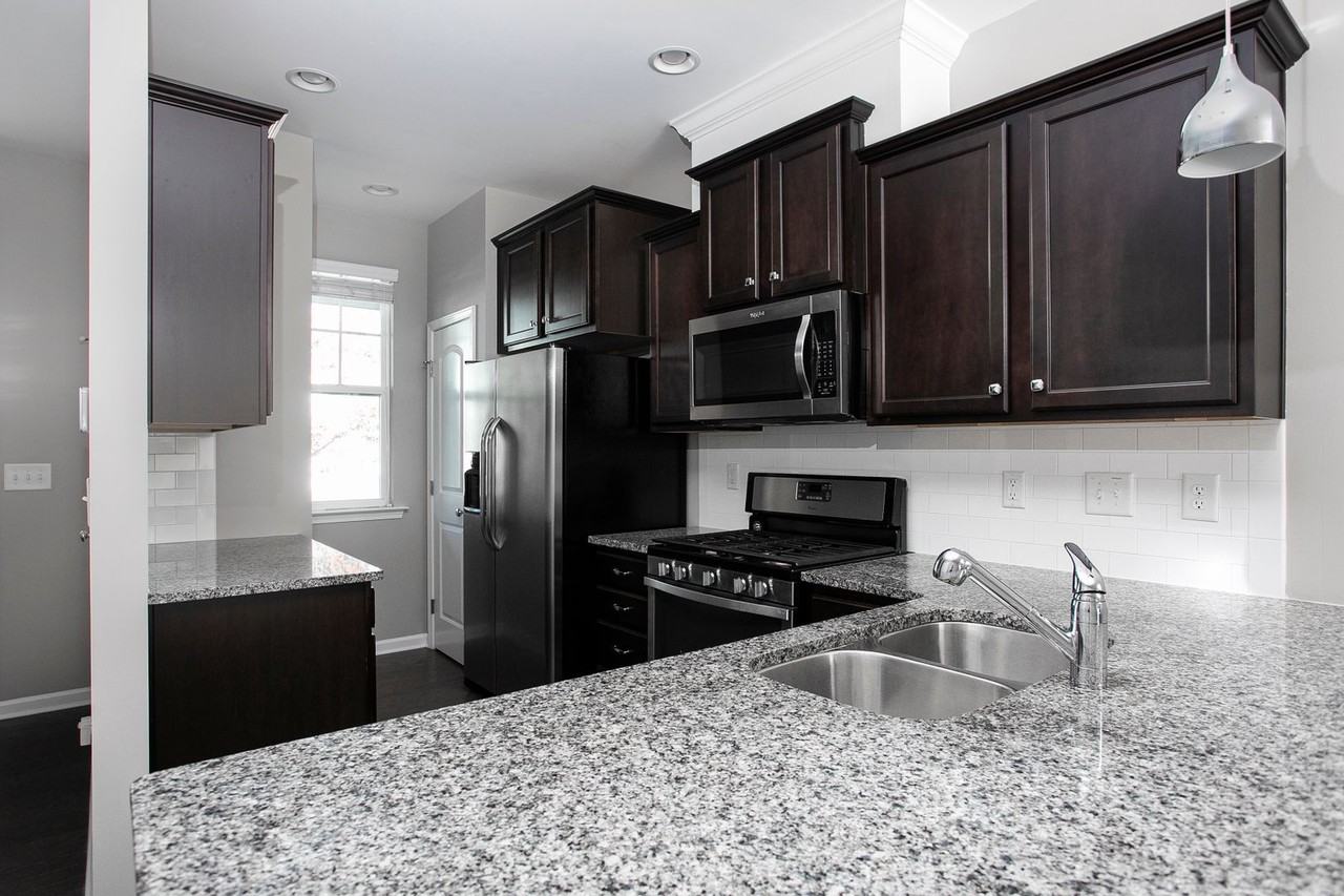 129 Churment Ct - Photo 3 of 15