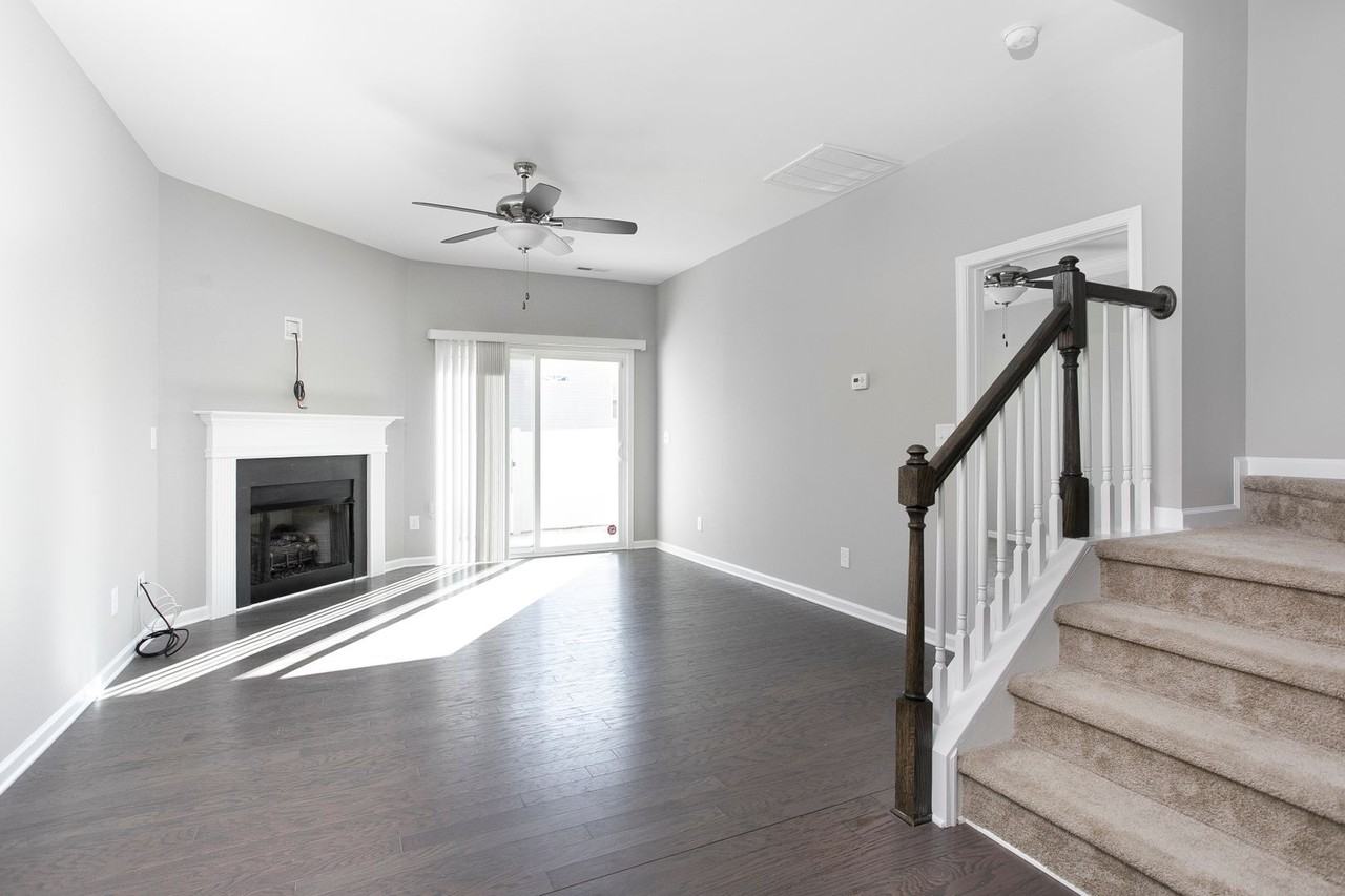 129 Churment Ct - Photo 5 of 15