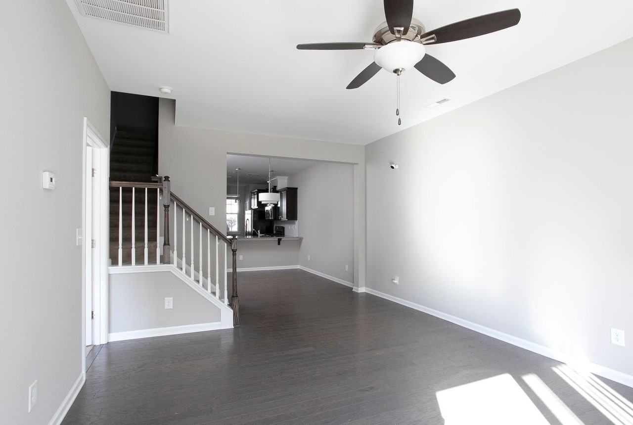 129 Churment Ct - Photo 6 of 15