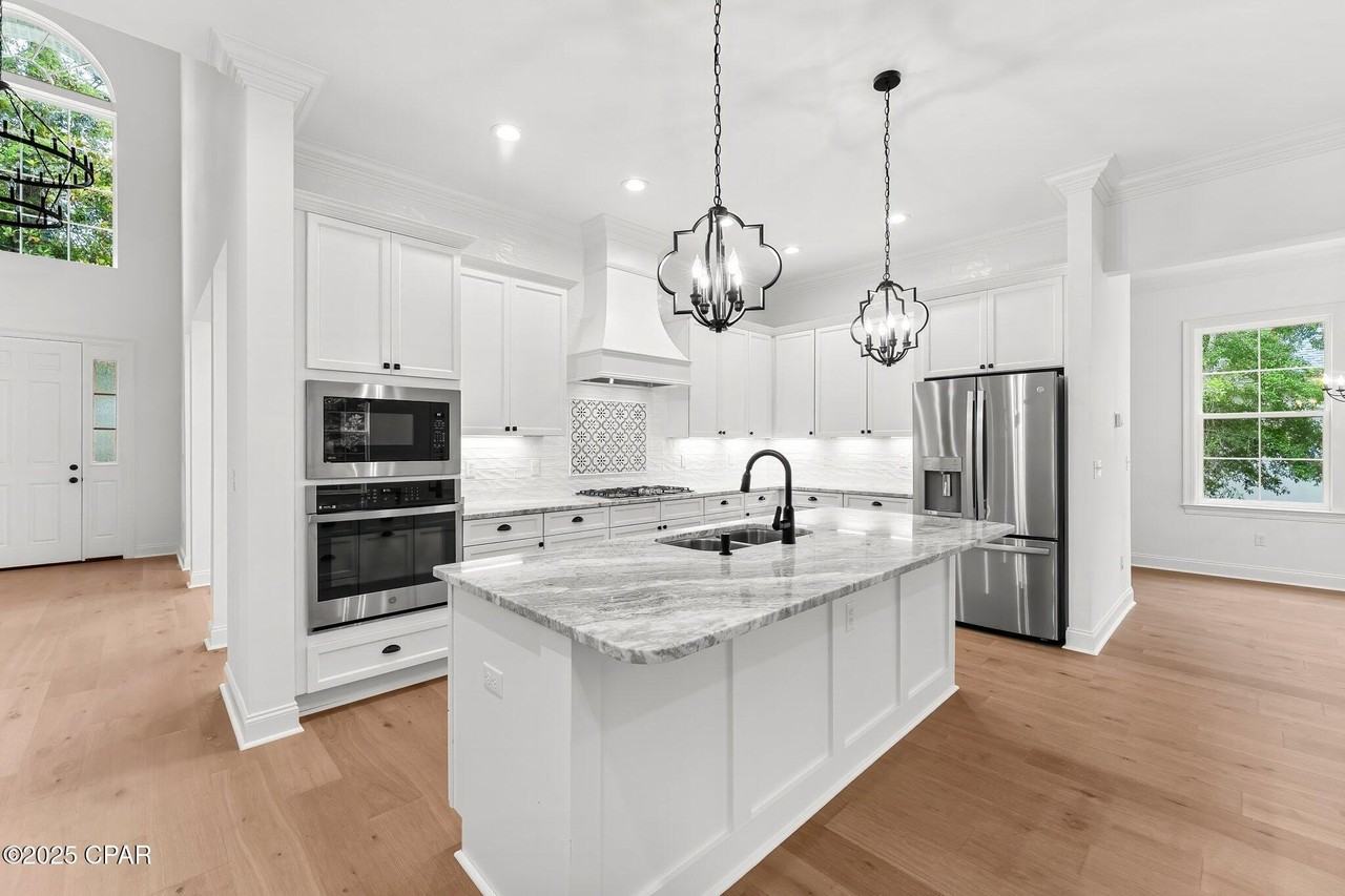 3500 Fox Run Blvd - Photo 6 of 41