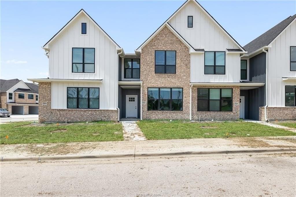 2162 Big River St - Photo 2 of 24