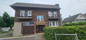 featured image of 3319 W 126th St