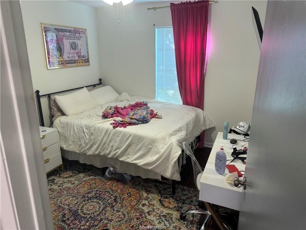 3919 Olive St #B - Photo 5 of 7
