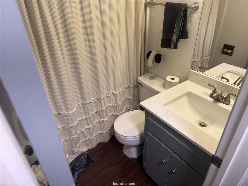 3919 Olive St #B - Photo 6 of 7