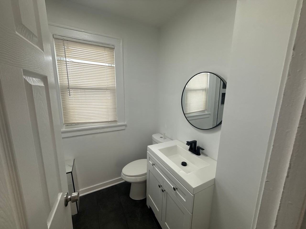 11004 S Normal Ave - Photo 7 of 20