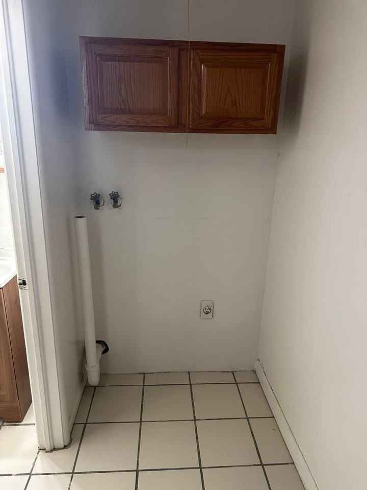 61 Crescent Dr - Photo 7 of 10