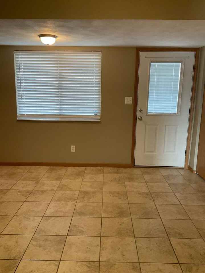 129 Northtowne St - Photo 7 of 21