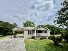 600 Pine Oaks Dr - Photo 1 of 1