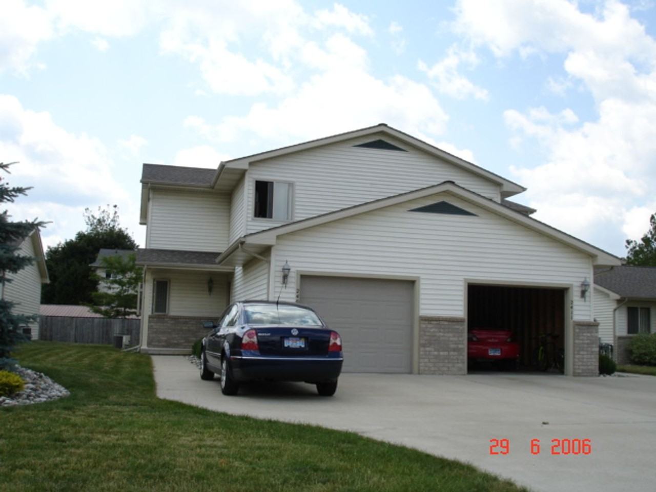 2418 Morning Dawn Dr - Photo 2 of 2