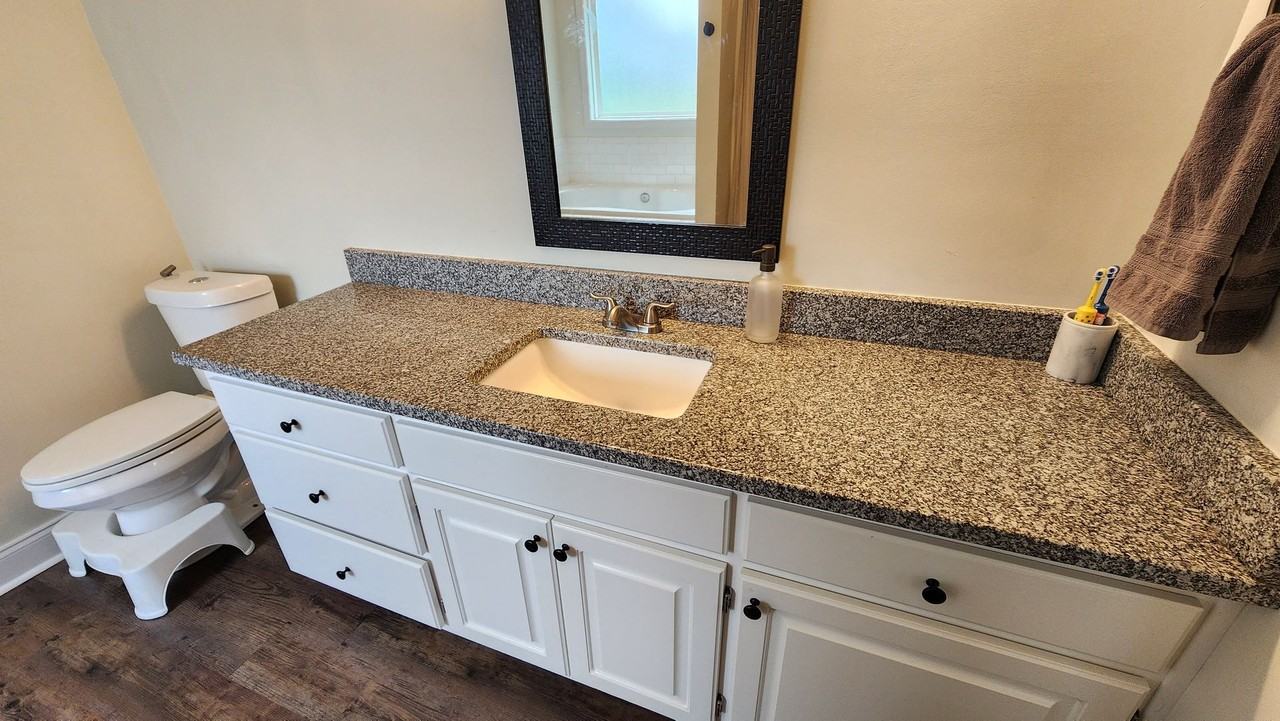 48 Wheatfield Dr - Photo 6 of 37