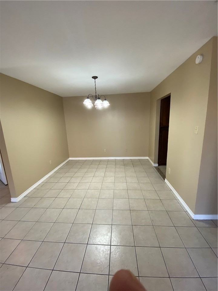 317 Easy St #B - Photo 6 of 16