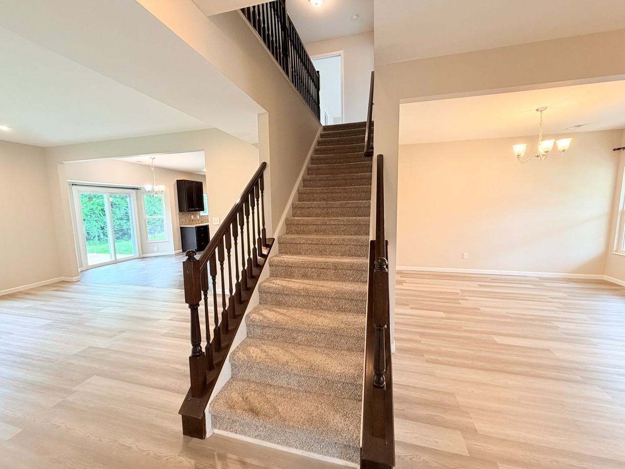 1332 Horse Shoe Bnd - Photo 7 of 47