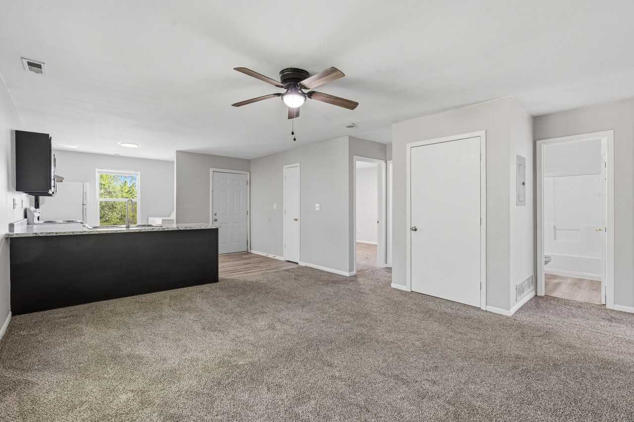 Main Street Apartments - Photo 6 of 21