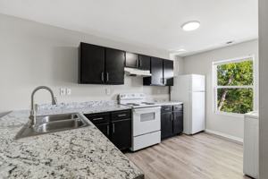 featured image of 412 S Main St