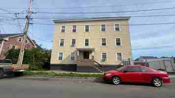 featured image of 40 Abbey St