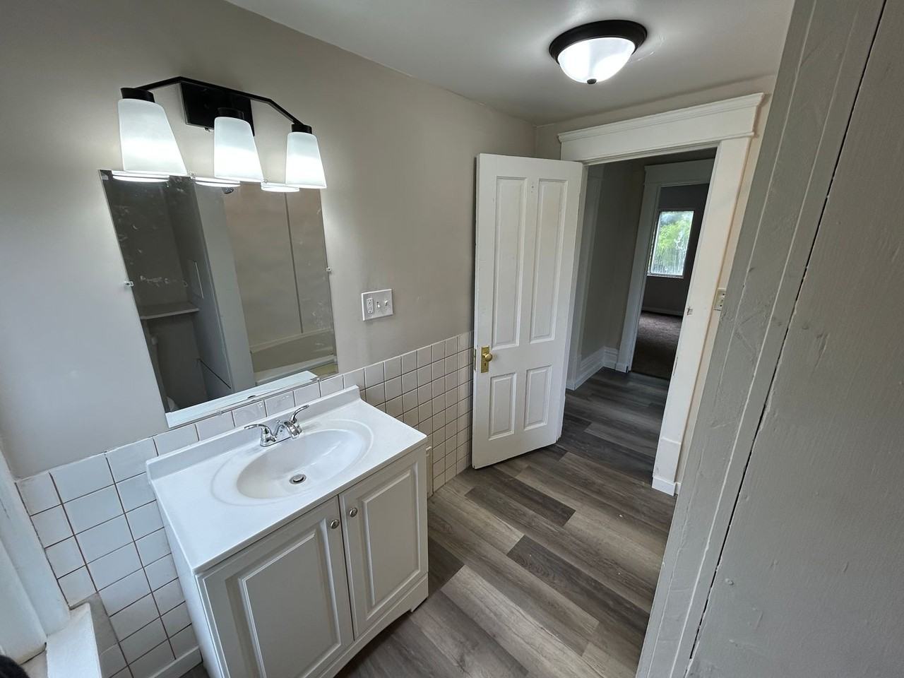 109 Kent Ct - Photo 3 of 35