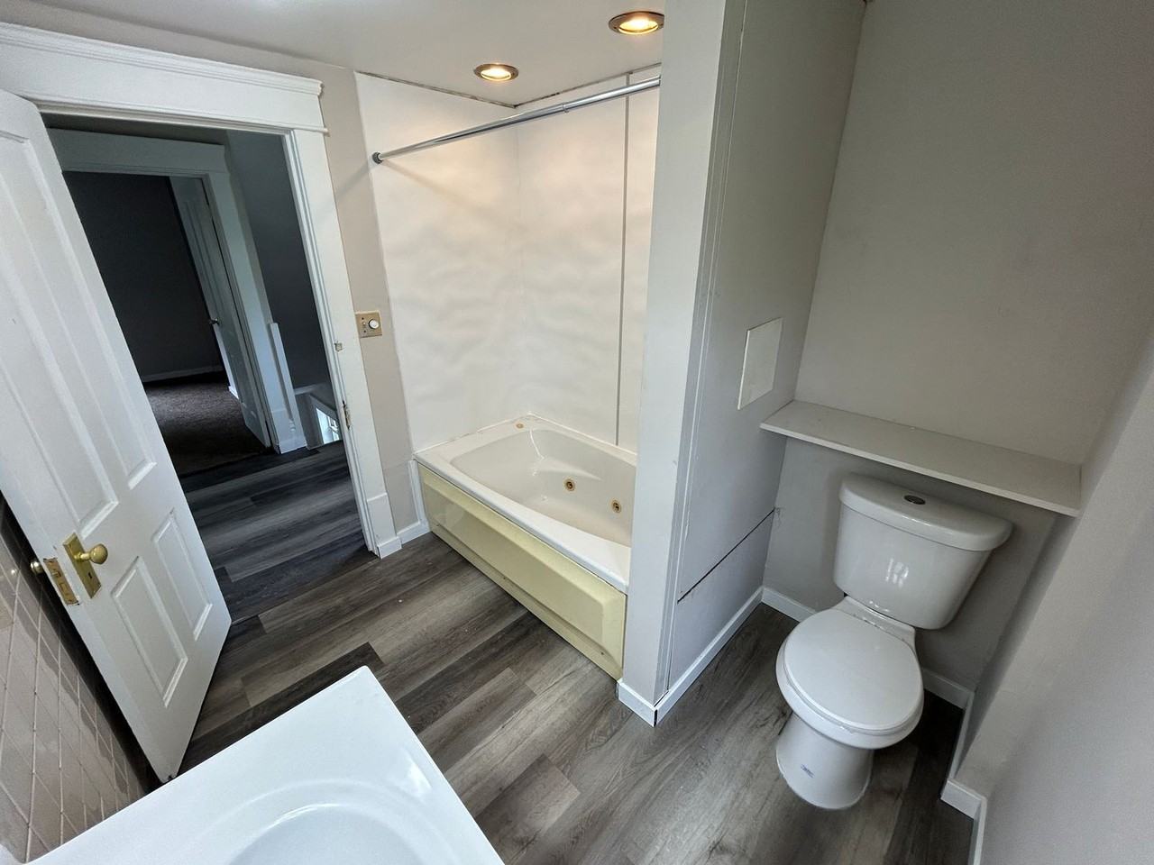 109 Kent Ct - Photo 5 of 35