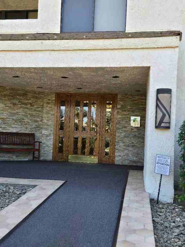 910 Island Dr #112 - Photo 2 of 16
