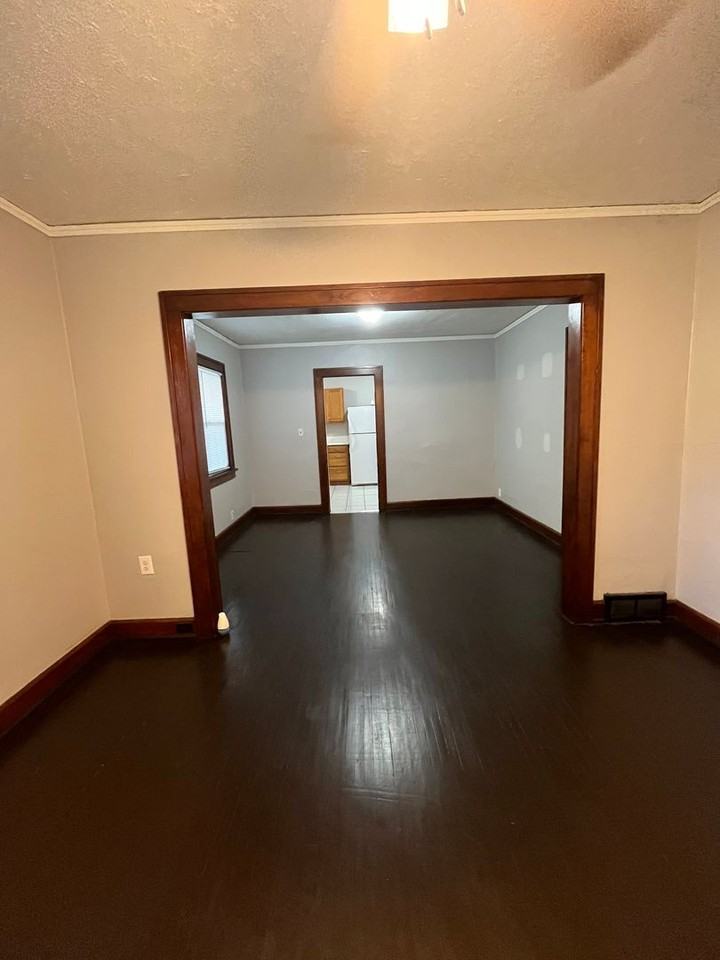 409 Barnum Rd - Photo 2 of 8