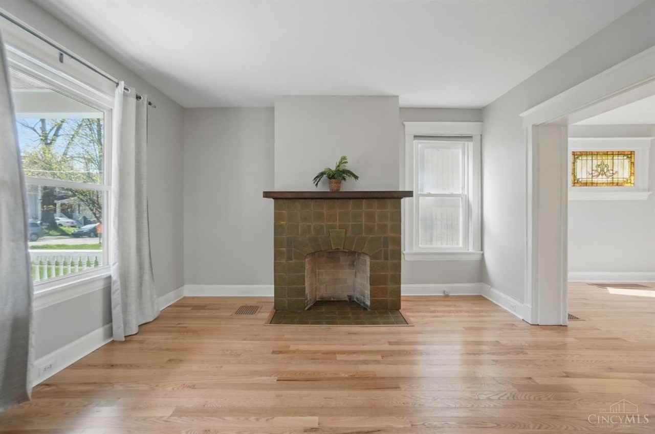 3439 Duncan Ave - Photo 7 of 50