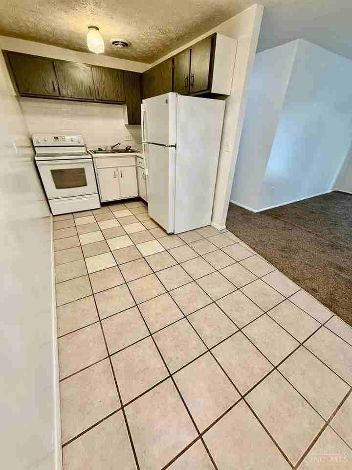 3527 Werk Rd #12 - Photo 4 of 12