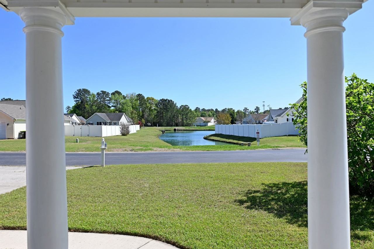 8256 Tartan Ln - Photo 3 of 24