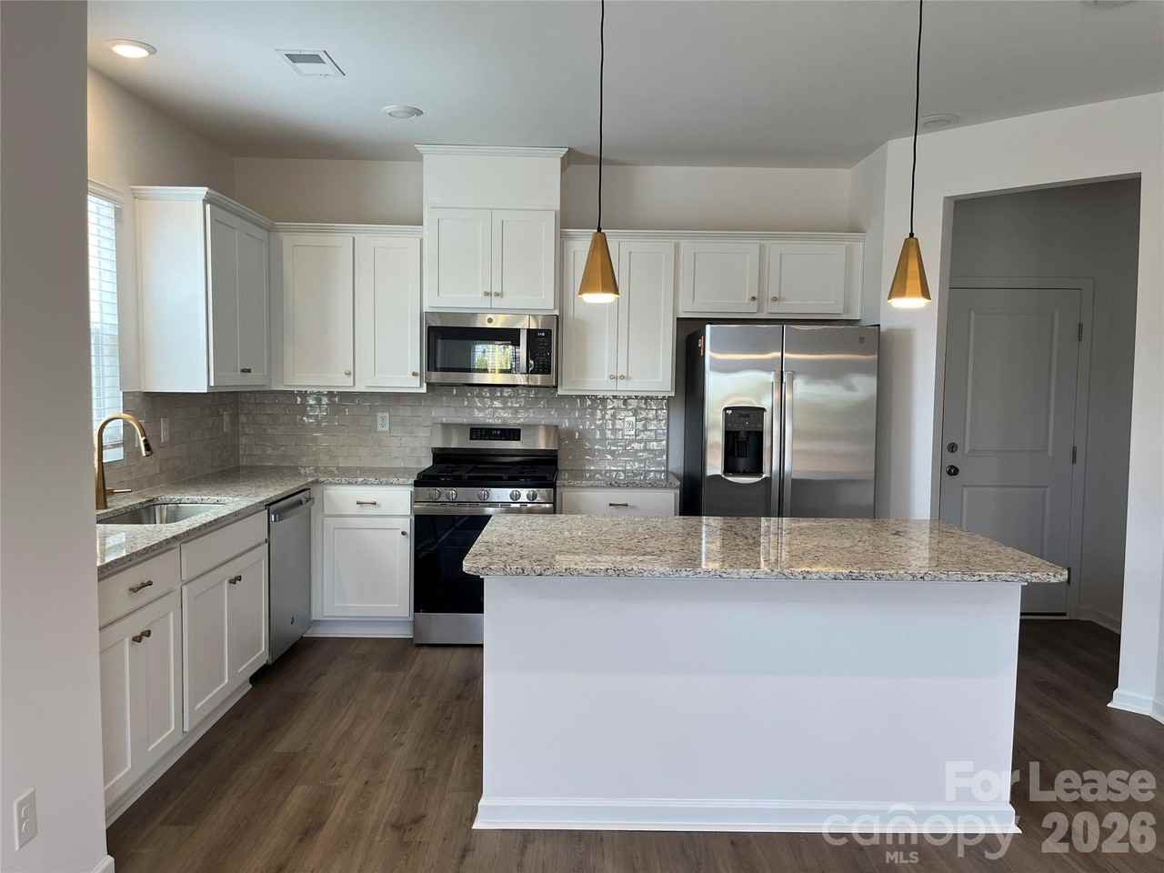 1014 Overbrook Pl - Photo 3 of 4
