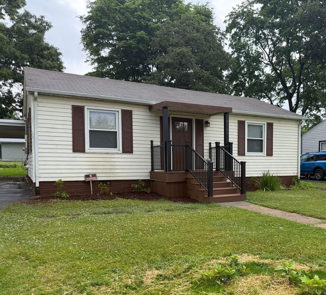 1865 Kenwood Rd - Photo 2 of 27