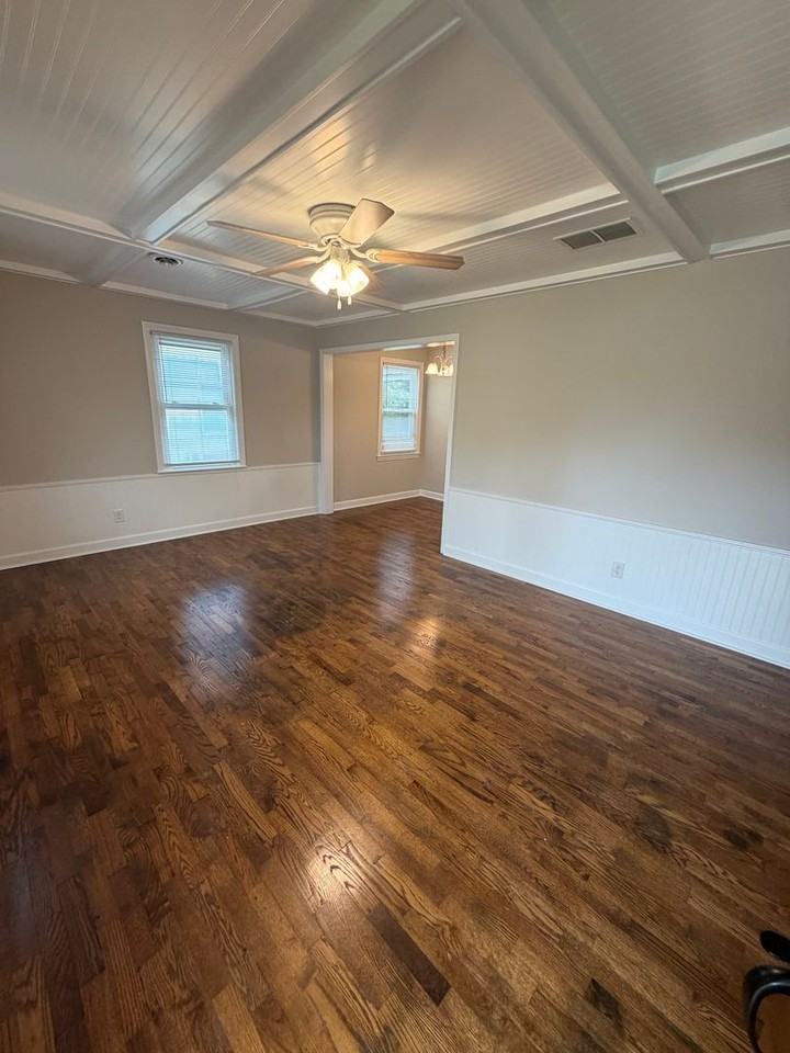 1865 Kenwood Rd - Photo 3 of 27