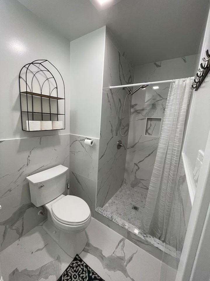 3707 Spring Garden St - Photo 6 of 10