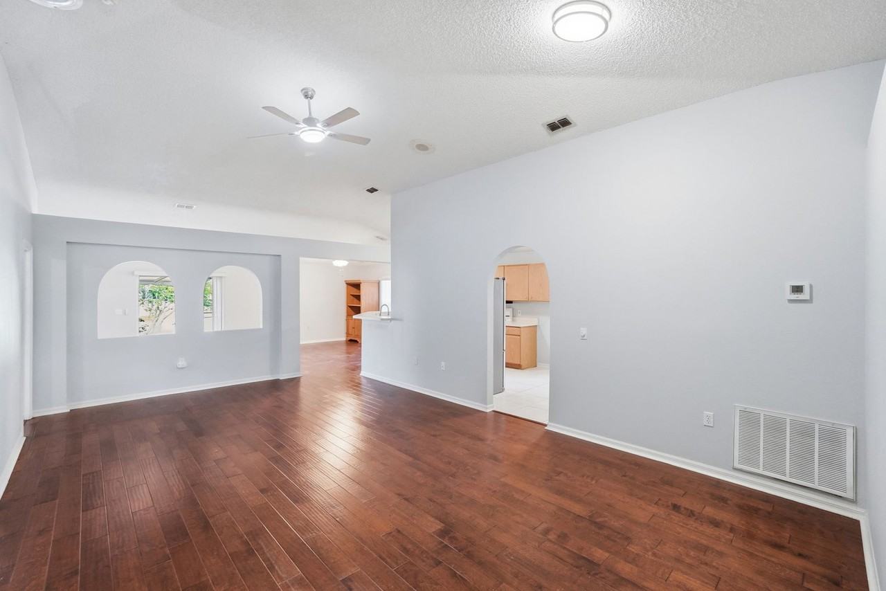 1945 Millington Ln - Photo 4 of 44