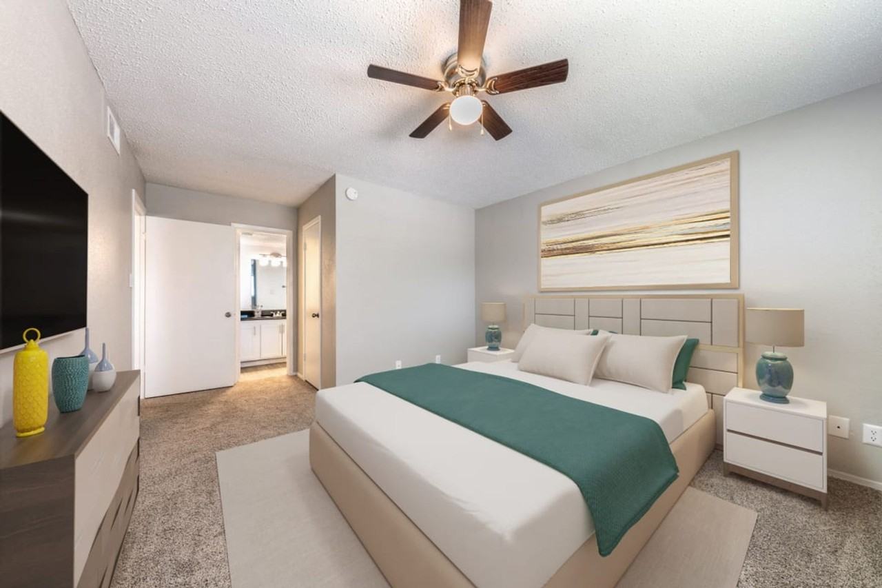 Alister Apartments at Town Lake - Photo 2 of 16